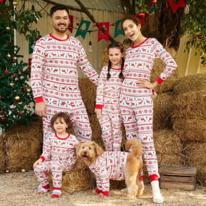 2-Piece Christmas Family Matching Pajamas Set w/Socks