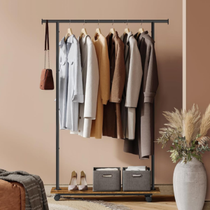 Metal Clothes Rack w/Wheels