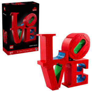 LEGO 791-Piece Art Love Building Set